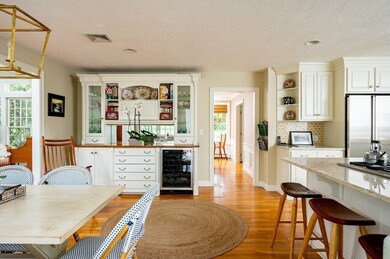 140 Lamberts Ln, Cohasset, MA 02025 - photo 4