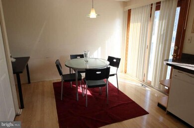 522 Fuselage Ave, Essex, MD 21221 - photo 7