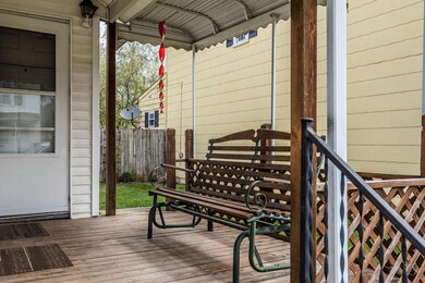 410 Kossuth St 02