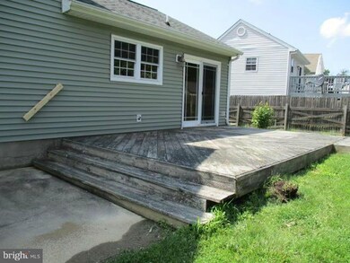 12917 Bogby Rd, Middle River, MD 21220 - photo 7