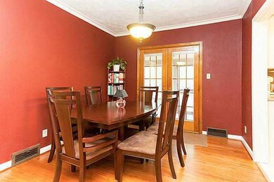 2905 45th St, Des Moines, IA 50310 - photo 5