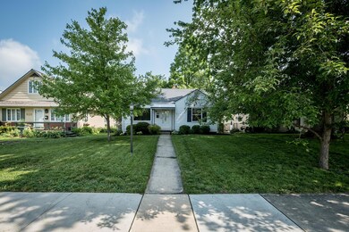 570 E Beechwold-14