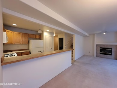 7078 Fairweather Park Loop unit 10A, Anchorage, AK 99518 - photo 2