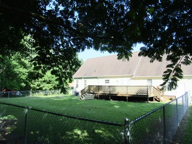 157 Linda Dr, Jacksonville, NC 28546 - photo 7