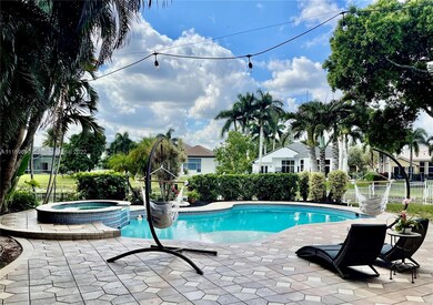 Very large pool deck