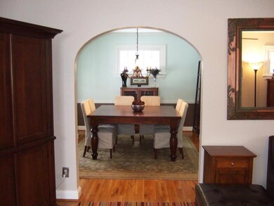 Dining Room Entry