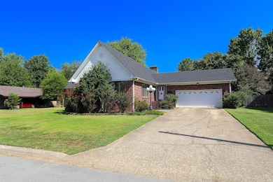 521 W Cross St, Benton, AR 72015 - photo 3