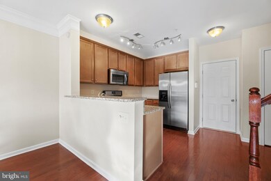 15244 Torbay Way unit 153, Woodbridge, VA 22191 - photo 4
