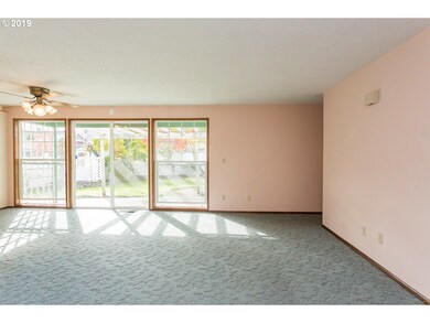 19670 SW Red Oak Ln, Beaverton, OR 97007 - photo 3