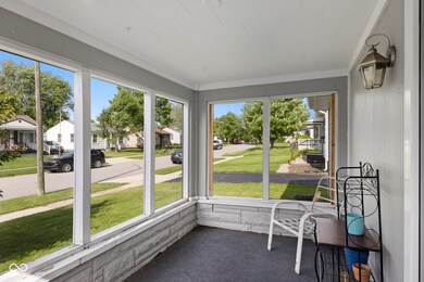 633 Fletcher Ln, Beech Grove, IN 46107 - photo 5