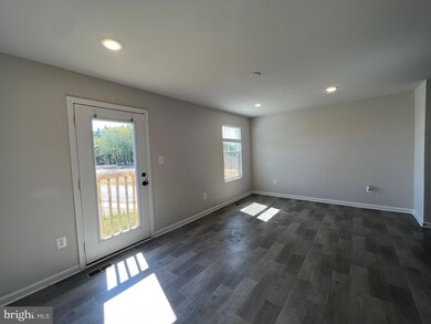 185 Perdiz Rd, Hedgesville, WV 25427 - photo 5