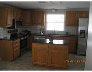 350 Gilbert St unit 1, Mansfield, MA 02048 - photo 5