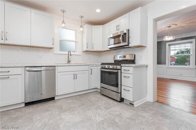 4260 E Lake Rd, Sheffield Lake, OH 44054 - photo 7