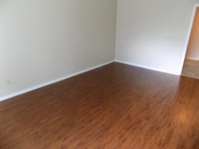 3907 Ashwood Dr, Pearland, TX 77584 - photo 7