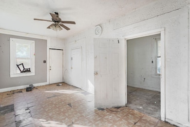 520 Middlebury St, Elkhart, IN 46516 - photo 4