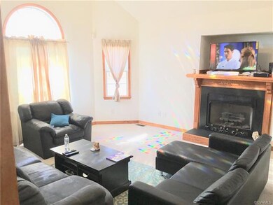 5404 Mulberry Dr, Hopewell, VA 23860 - photo 2