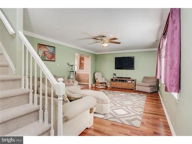 289 Maple Point Dr, Langhorne, PA 19047 - photo 4