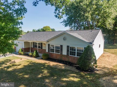 3012 Kimberly Dr, Norristown, PA 19401 - photo 4