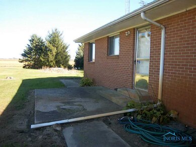 22680 Bowling Green Rd W, Grand Rapids, OH 43522 - photo 2