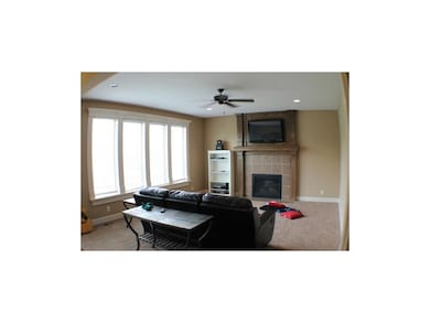 715 S Franklin St, Raymore, MO 64083 - photo 3