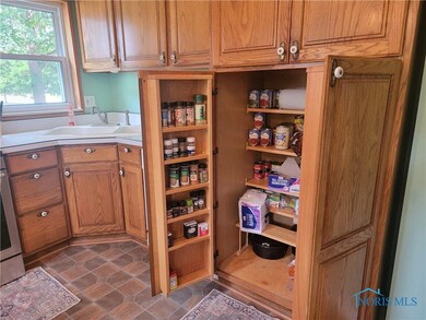 416 Cherry St, Genoa, OH 43430 - photo 6