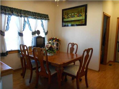 Informal dining with beautiful view of the fenced 