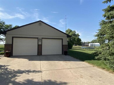3665 N Homestead Rd, North Platte, NE 69101 - photo 3