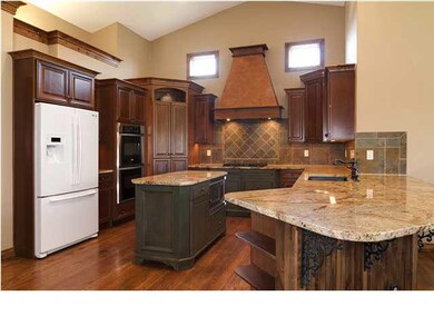 1426 E Timber Falls Ct, Andover, KS 67002 - photo 2