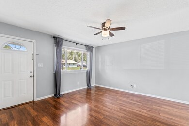 3716 Laguna Dr, Columbus, OH 43232 - photo 6