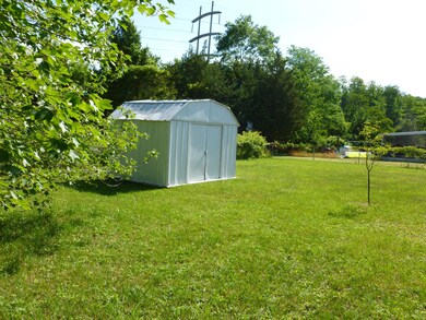 22 Sunnyfield 007