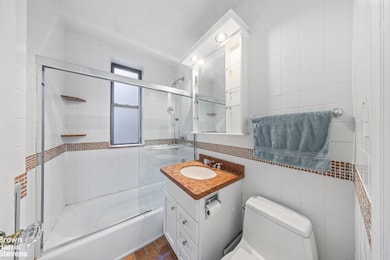 332 E 84th St unit 4C, New York, NY 10028 - photo 7