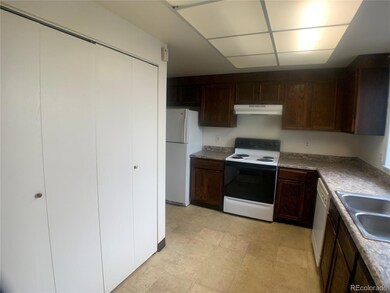 2458 S Victor St unit E, Aurora, CO 80014 - photo 7