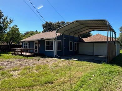 2304 Norvell Ave, Bay City, TX 77414 - photo 2