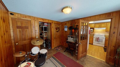 Entry:Mud Room