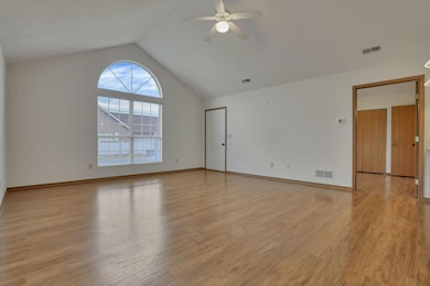 4997 Meadow Run Dr unit 4997, Hilliard, OH 43026 - photo 7