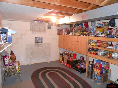 1222 N Spring St, New Ulm, MN 56073 - photo 2