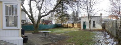 1551 Dauphin Ave, Reading, PA 19610 - photo 4