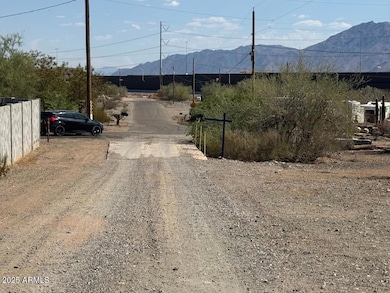 Laveen 3