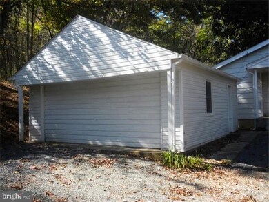 32 Bechtel Rd, Boyertown, PA 19512 - photo 5