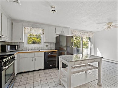 320 Pleasant St, Raynham, MA 02767 - photo 3