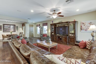 3756 E Covey Ln-6