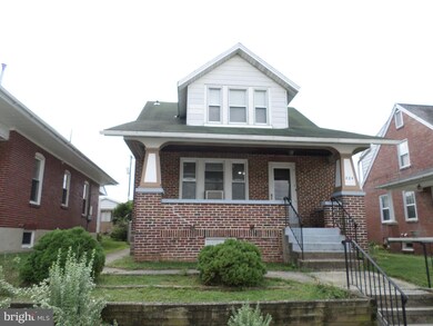 824 E Bellevue Ave, Reading, PA 19605 - photo 2