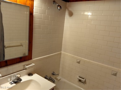 2330 Euclid Heights Blvd unit 207, Cleveland, OH 44106 - photo 7