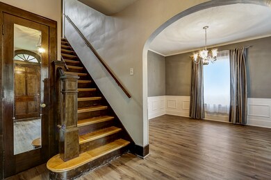 323 N Jefferson St, Batavia, IL 60510 - photo 5