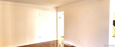 8330 Sunburst, Center Line, MI 48015 - photo 7