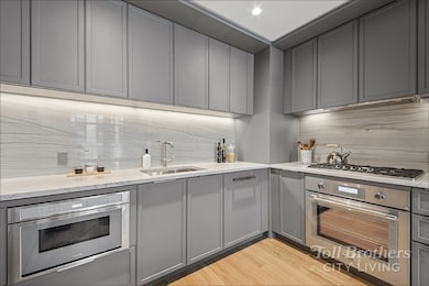 The Rockwell unit 11 E, New York, NY 10025 - photo 5