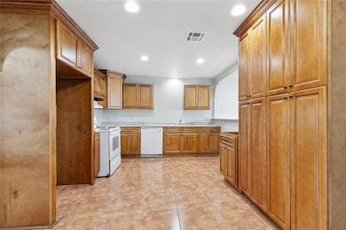 4966 Gallier Dr, New Orleans, LA 70126 - photo 3