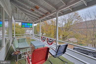 708 Center Ave, Jim Thorpe, PA 18229 - photo 6