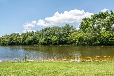 6471 SW 195th Ave, Fort Lauderdale, FL 33332 - photo 5