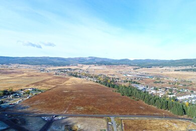 1022 Pheasant Dr, Evergreen, MT 59901 - photo 2